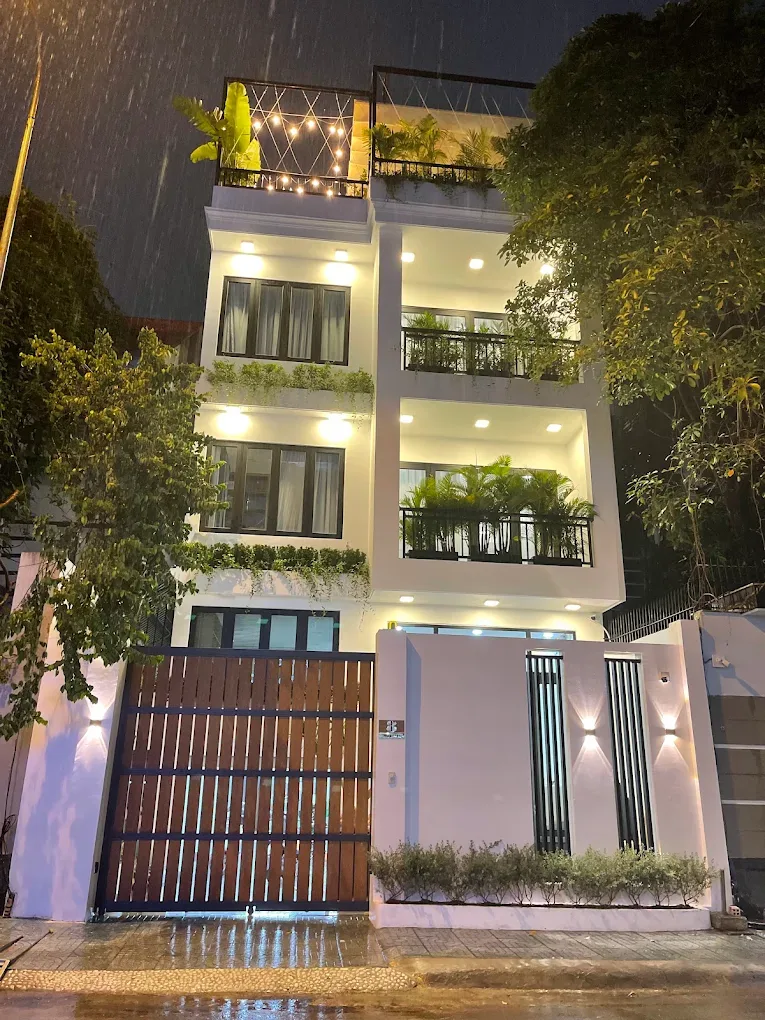 Nhà phố văn phòng Công ty BTL lắp hệ điều hoà Daikin