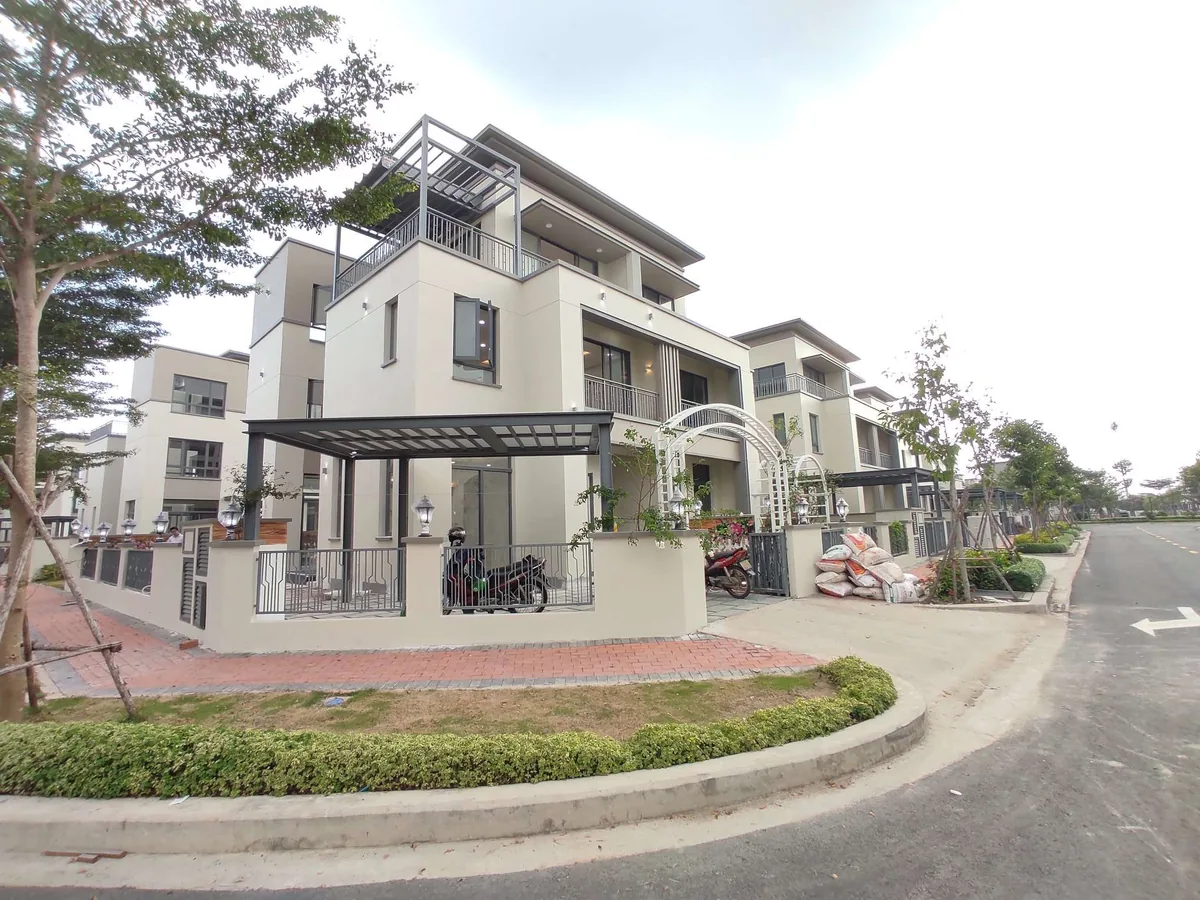 Khu nhà phố Swan City Nhơn Trạch lắp Dileka 40RS
