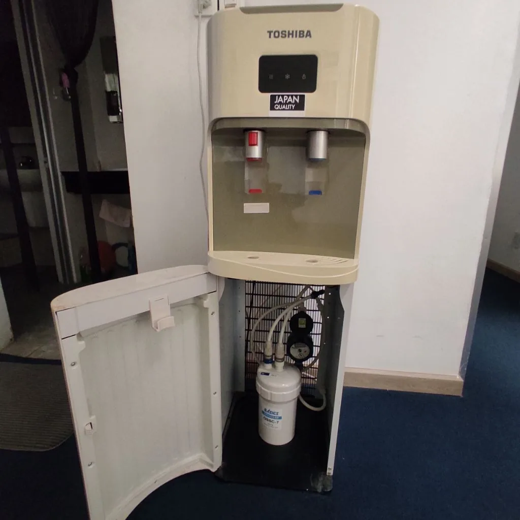 Cây nước nóng lạnh kèm bộ lọc Kitz tại Công ty YUASA