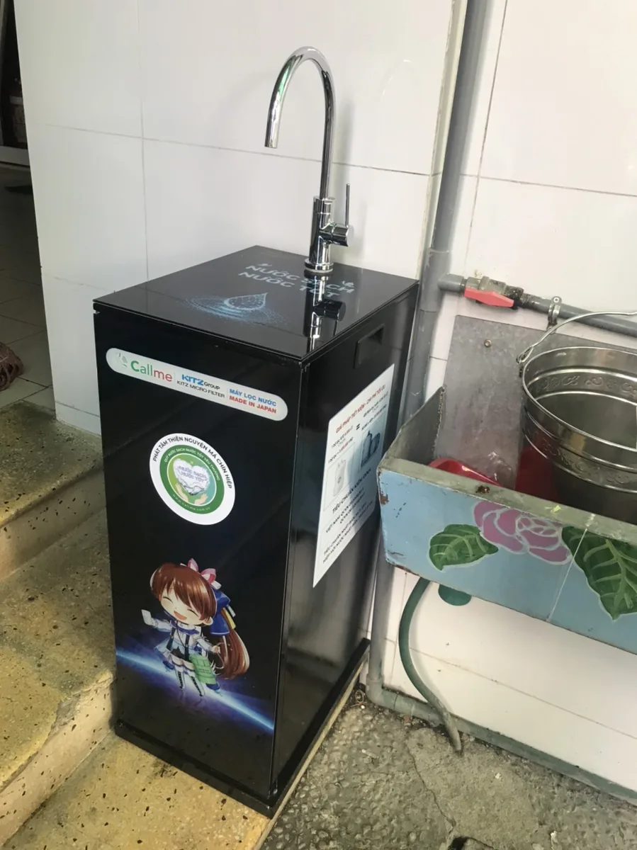 Máy lọc nước uống trực tiếp Quỹ Nước Sạch đặt tại trường học